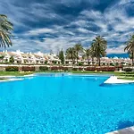 Garden 48 Walking Distance Puerto Banus Apartamento