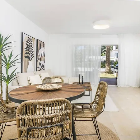 Garden 48 Walking Distance Puerto Banus